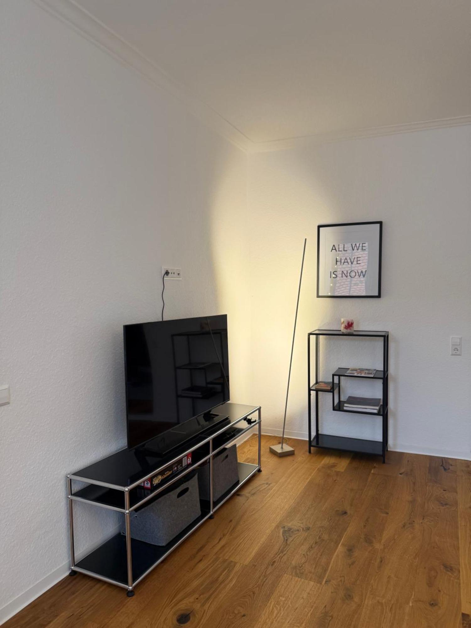 Stylisches Apartment Mit Grossem Tageslichbad Am Marktplatz Леонберг Екстериор снимка