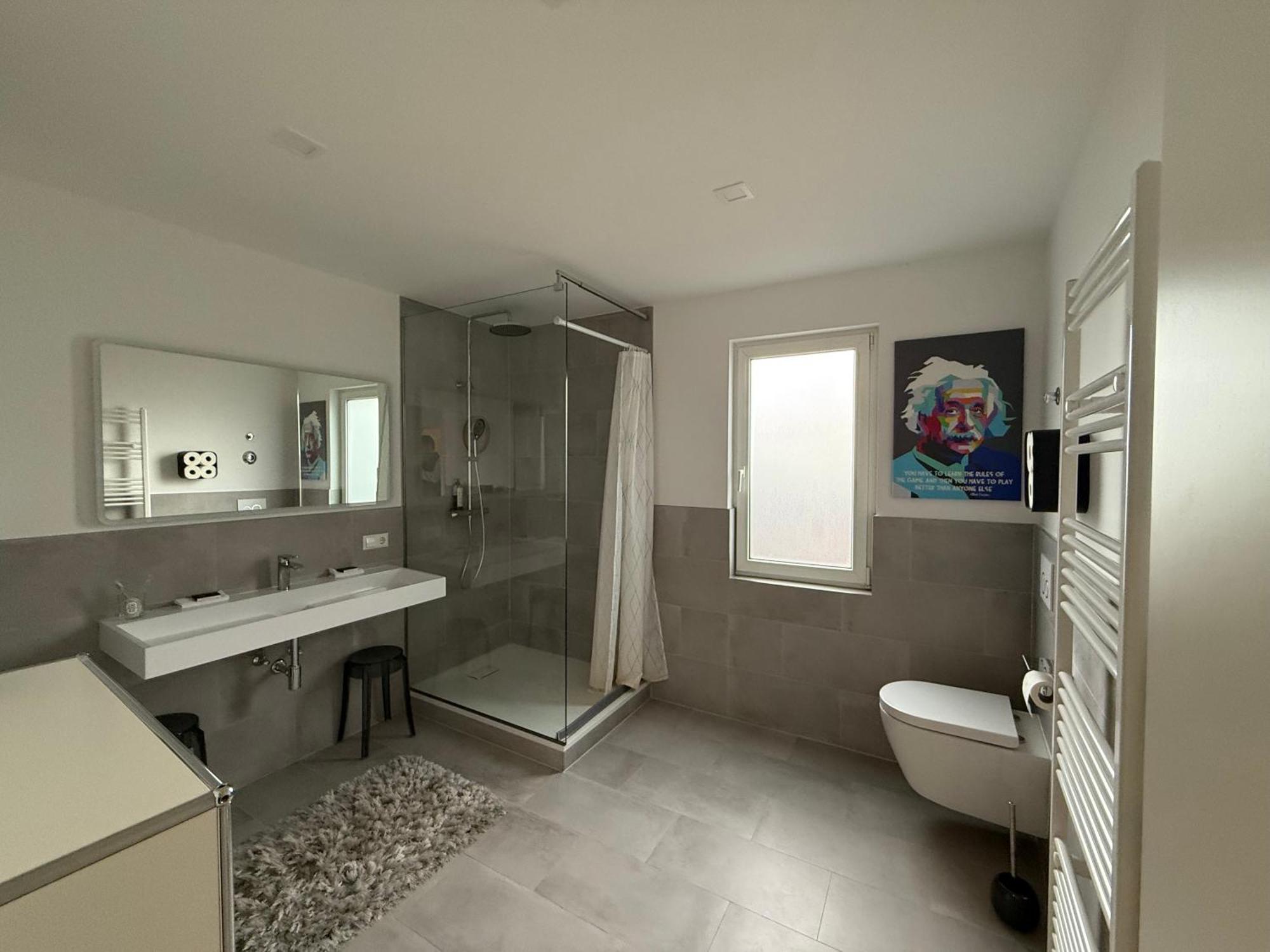 Stylisches Apartment Mit Grossem Tageslichbad Am Marktplatz Леонберг Екстериор снимка