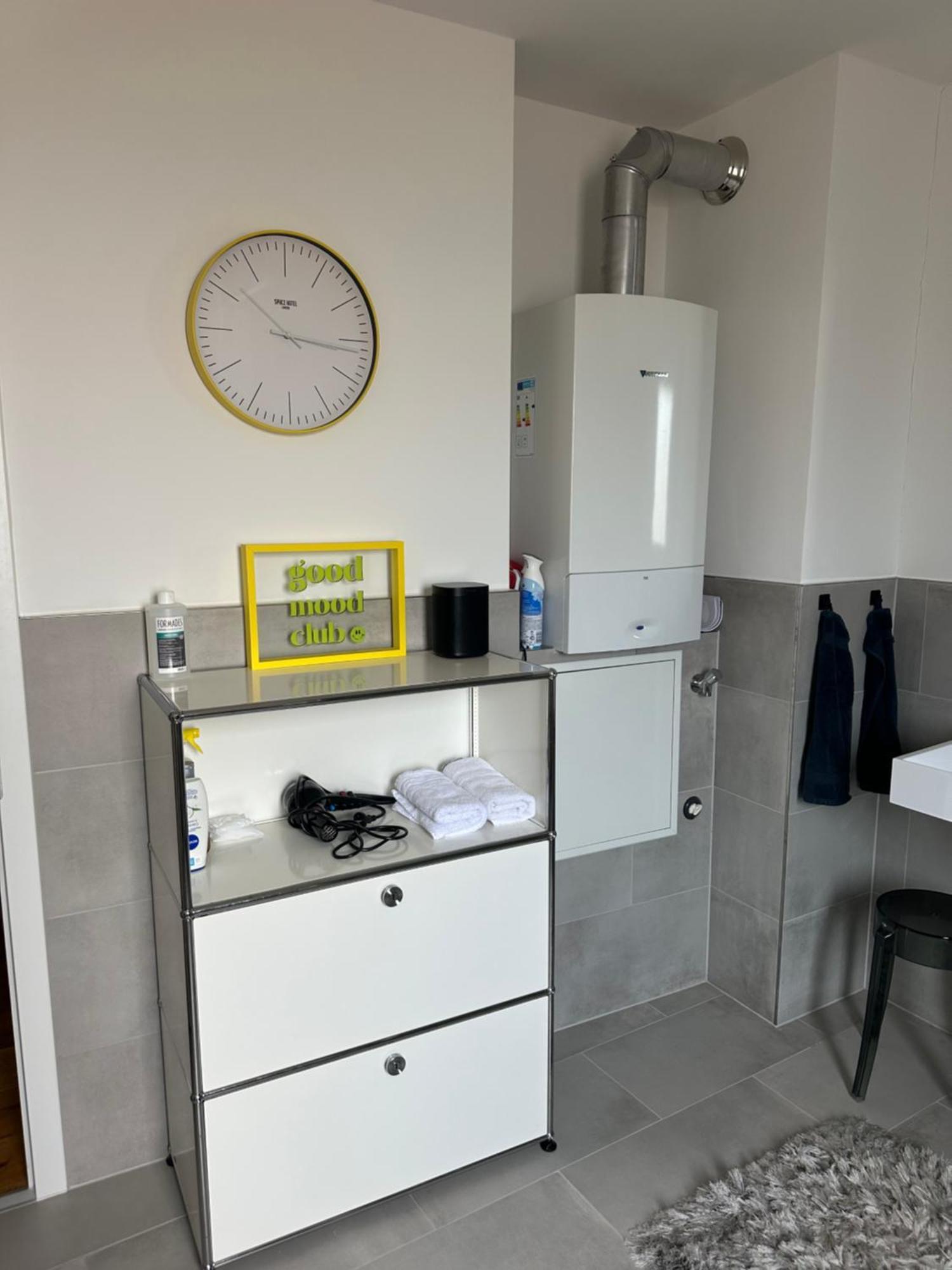 Stylisches Apartment Mit Grossem Tageslichbad Am Marktplatz Леонберг Екстериор снимка